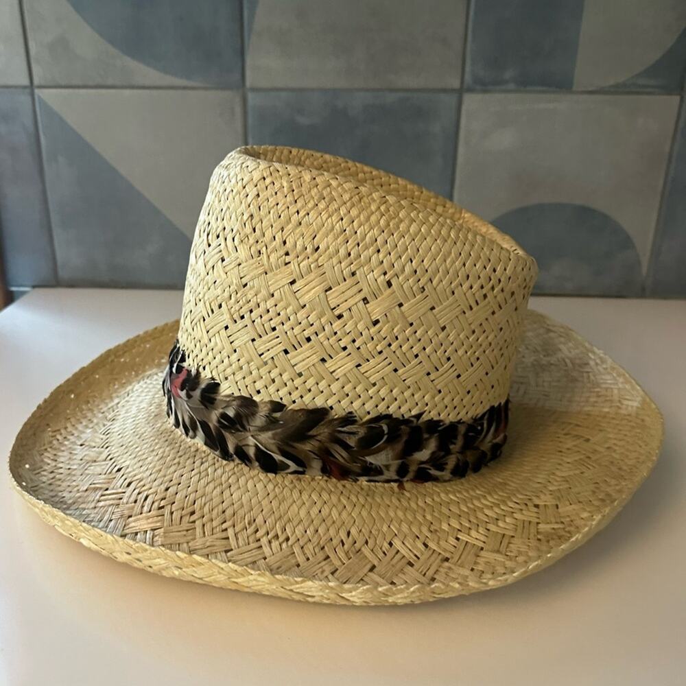 Chic Straw Hat with Feather Band
